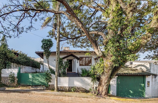 Lagoa House - Comfort and Tranquility in Lagoa