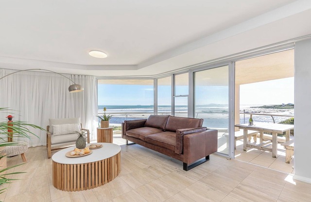 Lagoon Beach APT 127 by HMH