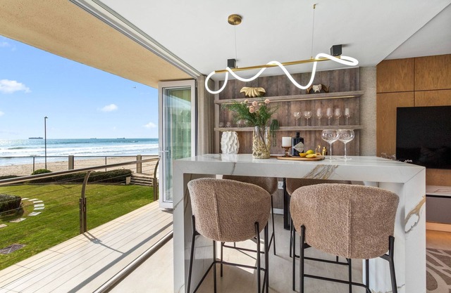 Lagoon Beach Luxe 116A