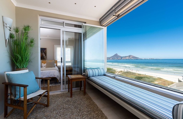 Lagoon Beach Penthouse
