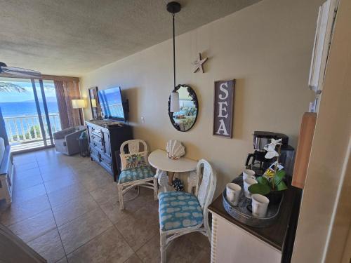 Lahaina Shores 413 · LS 413 Breathtaking Beachfront Remodeled St