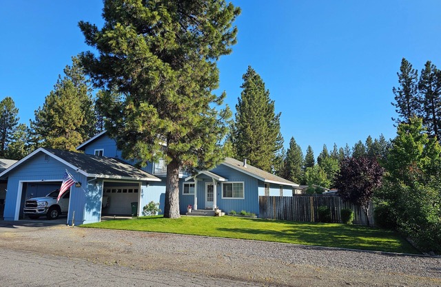 Lake Almanor Getaway: A beautiful home close to everything Lake Almanor offers.
