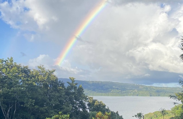 Lake Arenal Artistic Vacation Home