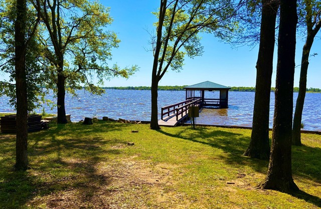 Lake Fork Premium Waterfront Retreat - Fishing Boating Kayak Boat Dock/Slip