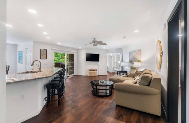 Lake Hideaway – Waterfront Condo w/Resort Perks!