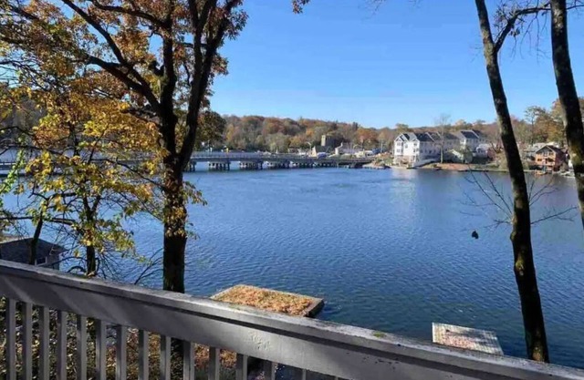 Lake Hopatcong cottage with dock; Permit #2023-6n