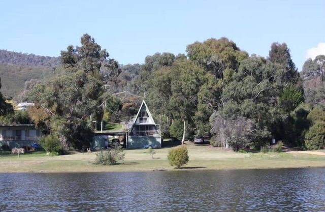 Lake House Howqua Inlet Lake Eildon Victoria