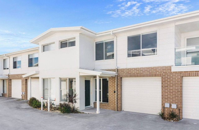 Lake Illawarra Family Escape