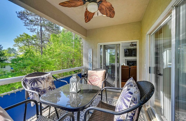 Lake Keowee Condo w/Balcony & Resort Amenities!