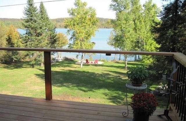 Lake Leelanau Waterfront With Dock and Panoramic Views. Close to Everything!