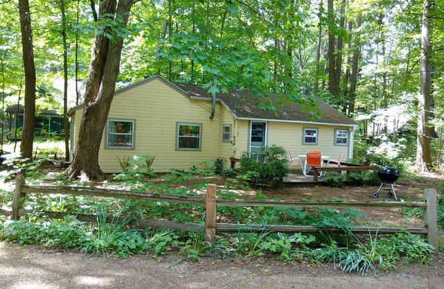 Lake Michigan cottage/Come enjoy the fall colors in SW Michigan