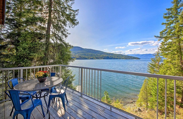 Lake Pend Oreille Home w/Dock & Paddle Boards