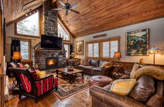 Lake Placid High Peaks Mountain View Home and Guest House (STR 200472)