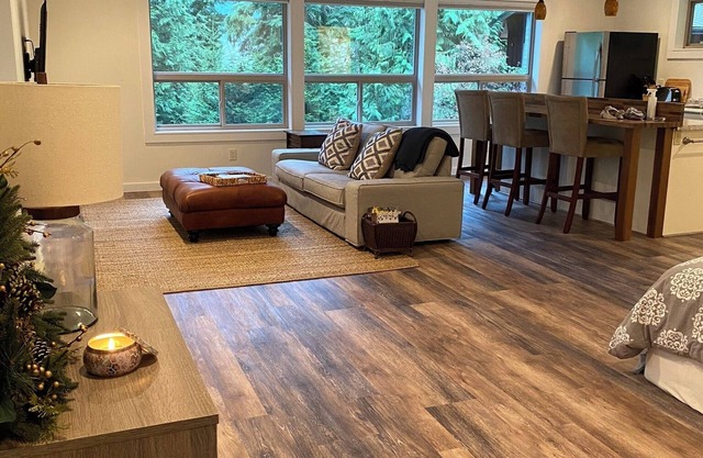 Lake Samish Cabin Loft