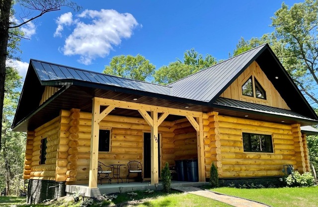 Lake Shore Lodge @ Spring Brook Resort