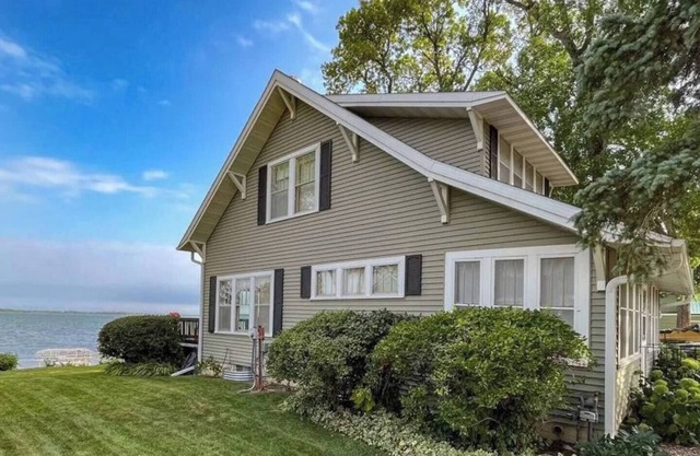 "Lake Street Retreat" on Osakis