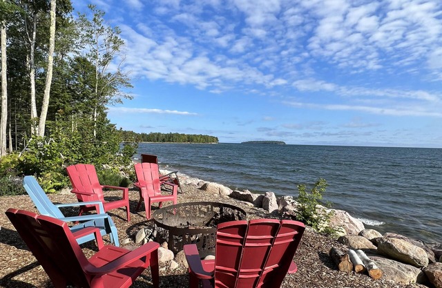 Lake Superior Vacation Home near Pictured Rocks view of AuTrain and Grand Island