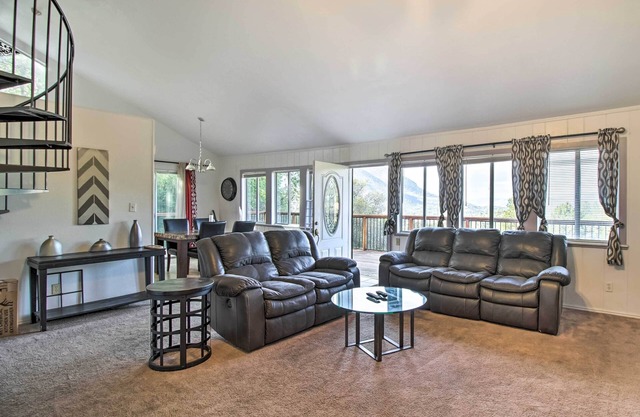 Lake View Home w/Grill: Hike, Boat, Relax!