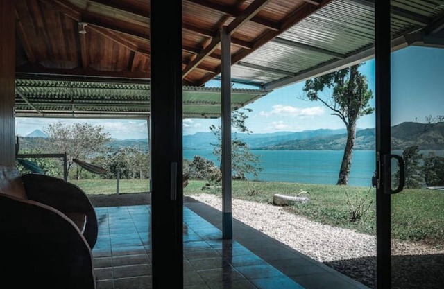 Lake & Volcano View + Lake Access = Little Paradise #1