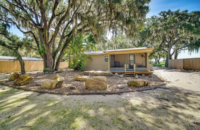 Lake Wales Vacation Rental w/Direct Canal Access!