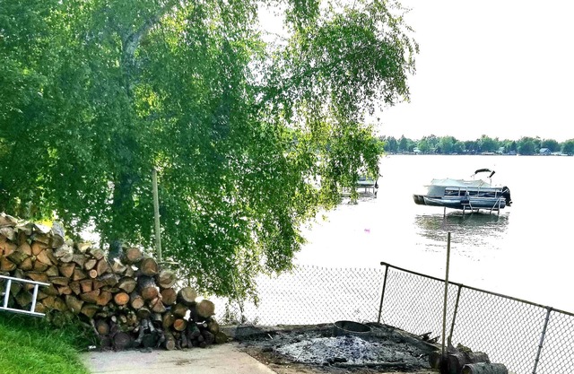 Lakefront Cabin #8 on Houghton Lake
