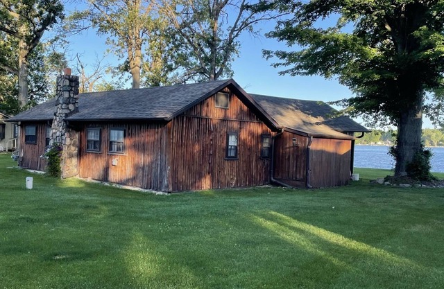 Lakefront Cabin