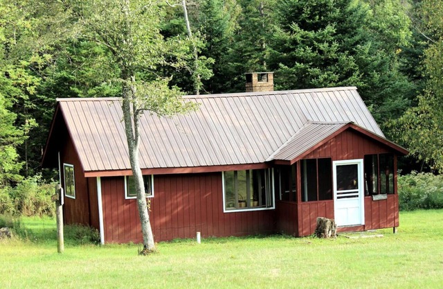 Lakefront-Family & Pet Friendly-Adirondack Cabin