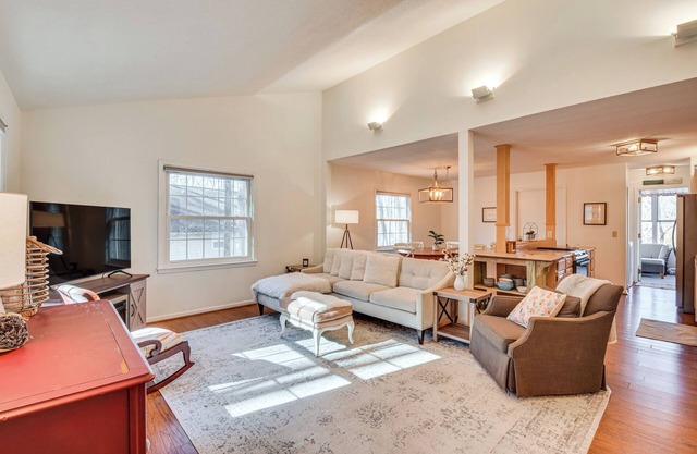 Lakefront Gem w/Games in Westminster!
