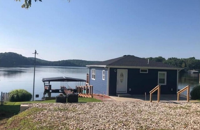 Lakefront Home w/Private dock & Amazing Views