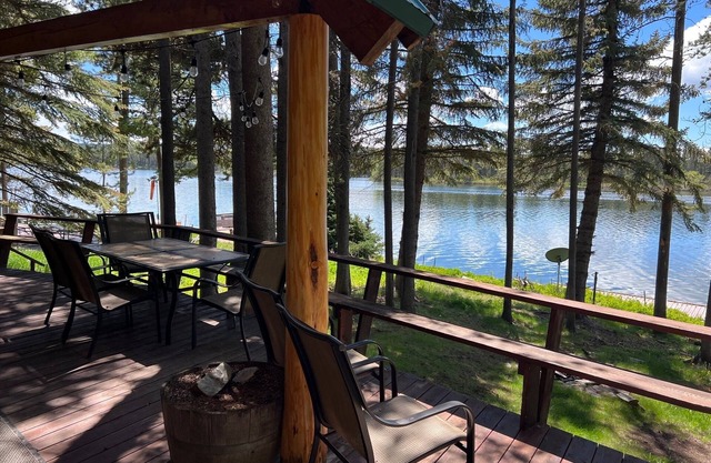 Lakefront Island Park Cabin