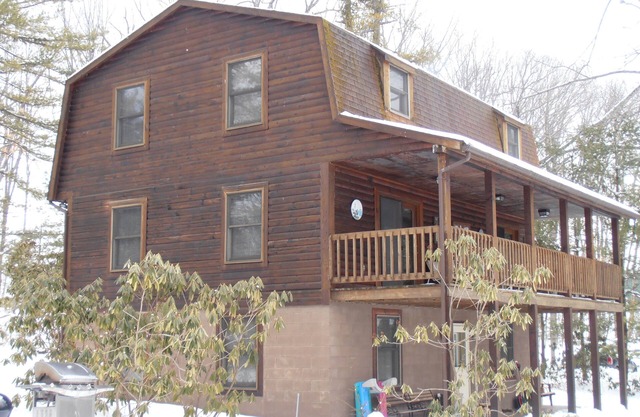 Lakefront Log Home w/Dock Slip – 30% Weekly Discount - Excl. Summer