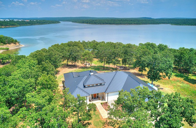 Lakefront Luxury - Boat Slip Available