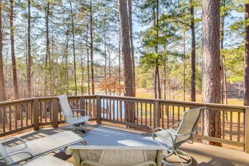 Lakefront McCormick Gem Deck and Golf Course Views