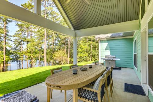 Lakefront McCormick Retreat with Patio and Views