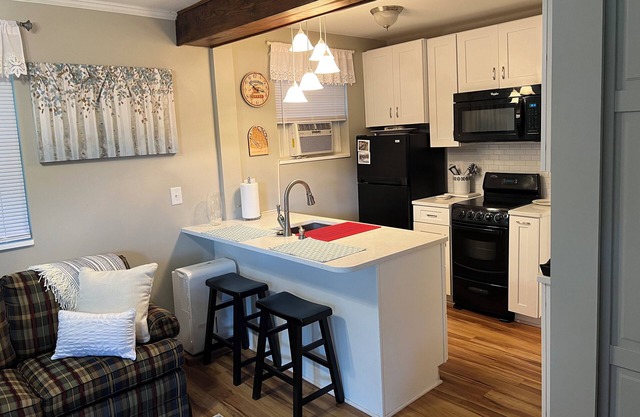LAKEFRONT MTN. HIDEAWAY New Discounted Rates!
