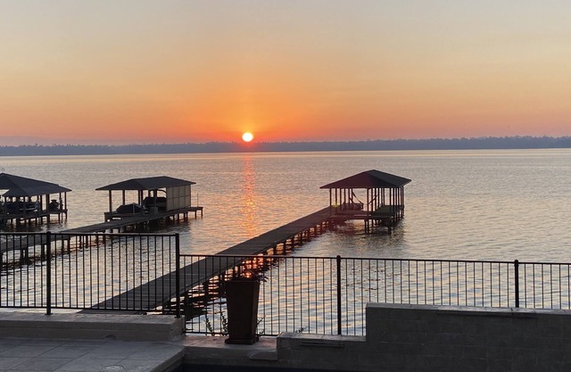 Lakefront Property -Small Gatherings