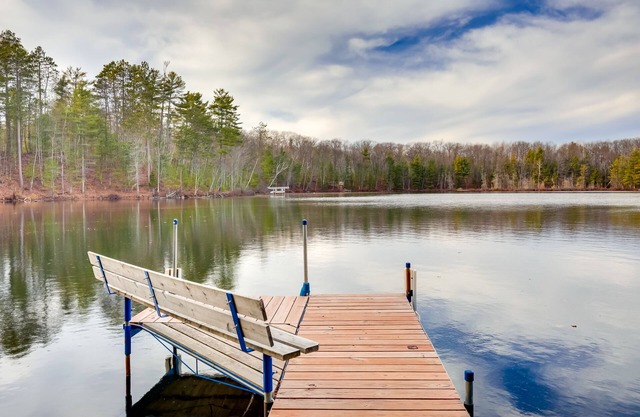 Lakefront Rhinelander Cabin w/Dock & Fire Pit!