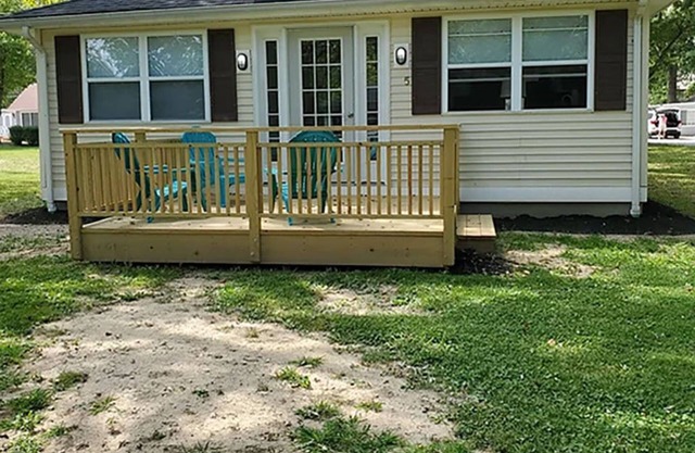 LakePointe Shores #5. 2 Bed 1 Bath Madison on the Lake
