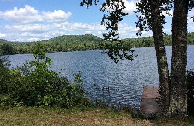 Lakeside Cottage - Spectacular Mountain Views - Western Maine Mountains