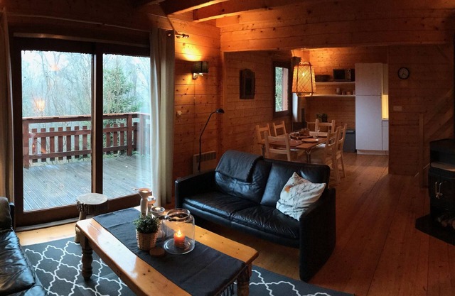 Lakeside Escape for 6 guests