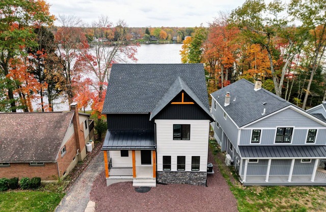 Lakeside Serenity by AvantStay | Lakefront, Newly Built, Deck w/Views!