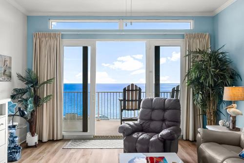 Laketown Wharf #2124