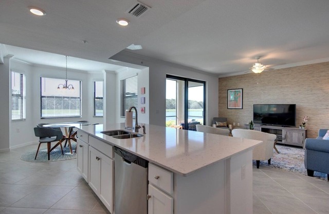 Lakewood National 2brm Condo with Golf Access