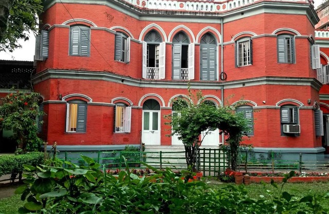 LalBari- The Red Brick Heritage B&B