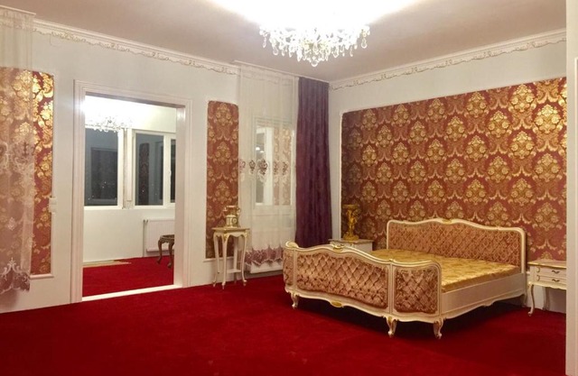 Lambach Villa