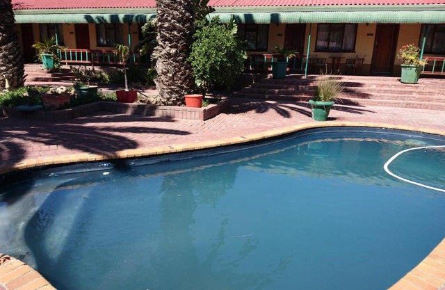 Lamberts Bay Hotel