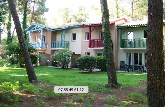 Landaise house with heated pool in a holiday residence in Vieux Boucau
