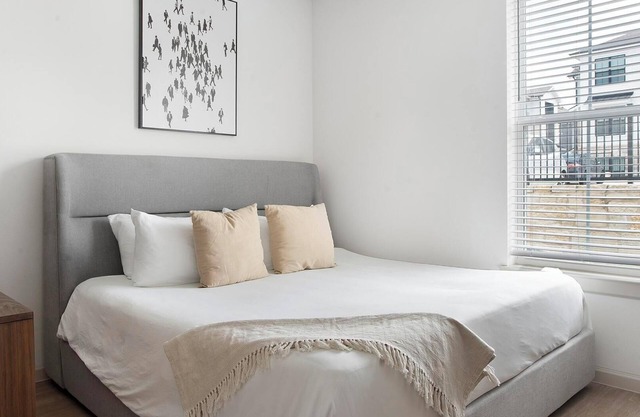 Landing | Amazing 1BD, Clubhouse, Game Room