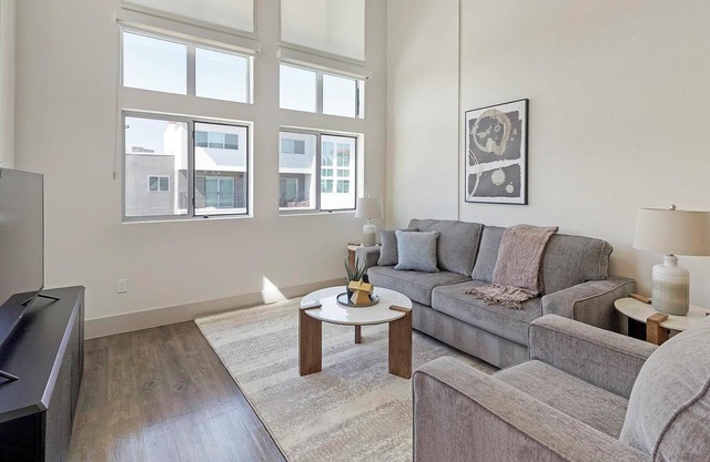 Landing | Amazing 1BD, Clubhouse, Gym