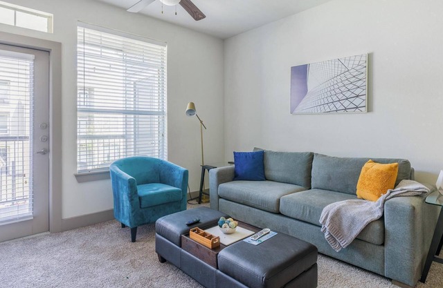 Landing | Amazing 1BD, Gym, Courtyard